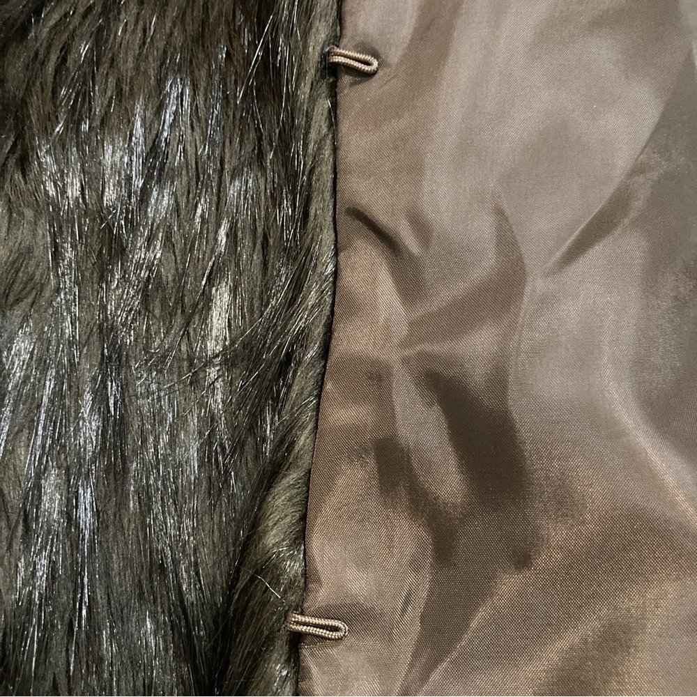 Michael Kors Dark Brown Sleeveless Faux Fur Vest - Size L - Picture 8 of 11